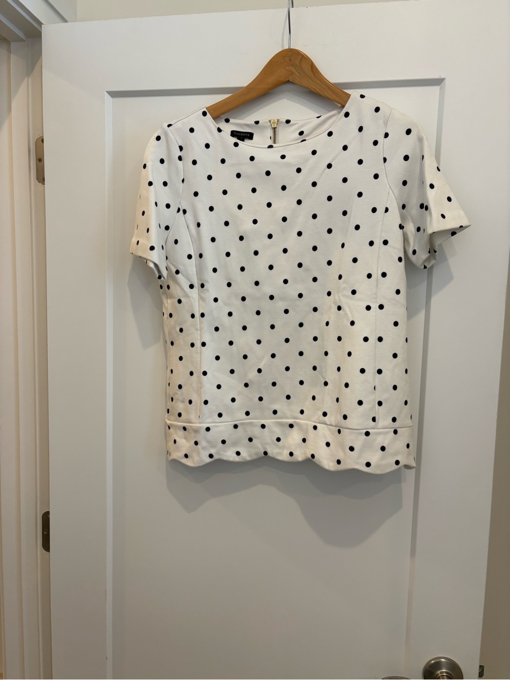 Talbots White Short Sleeve Polka Dot Tee